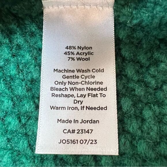 Talbots Petite Cable Knit Sweater Green Size Sp - Picture 4 of 4